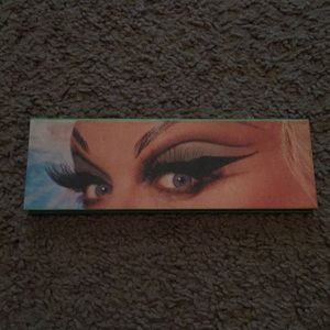 kat von d devine pallet